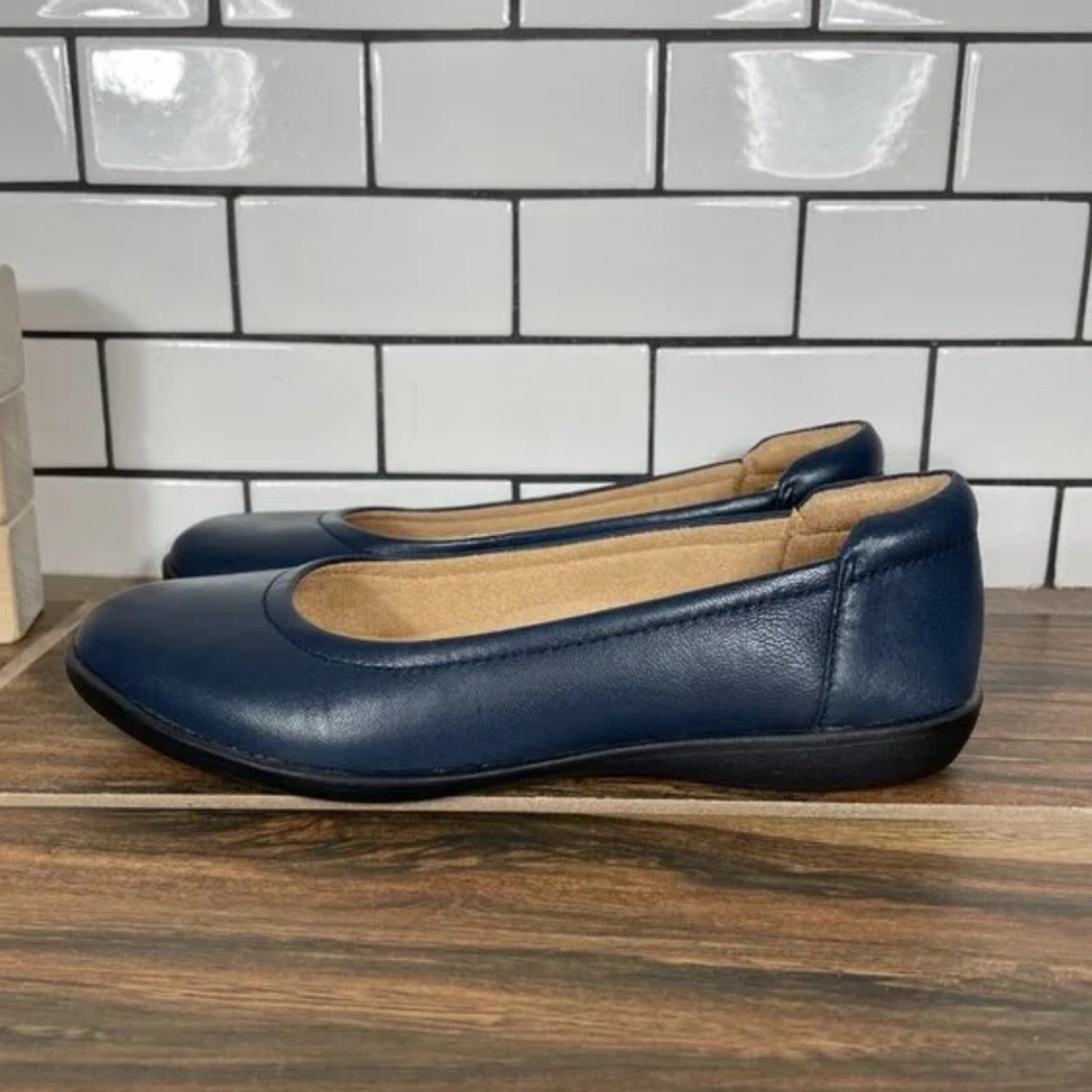 Naturalizer Dark Blue Leather Loafers